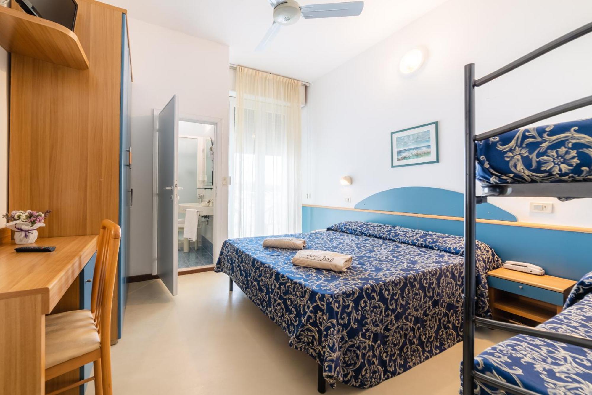 Hotel Golf Каттолика Экстерьер фото