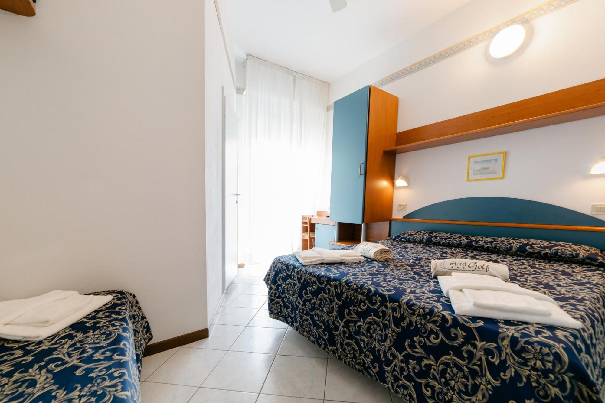 Hotel Golf Каттолика Экстерьер фото