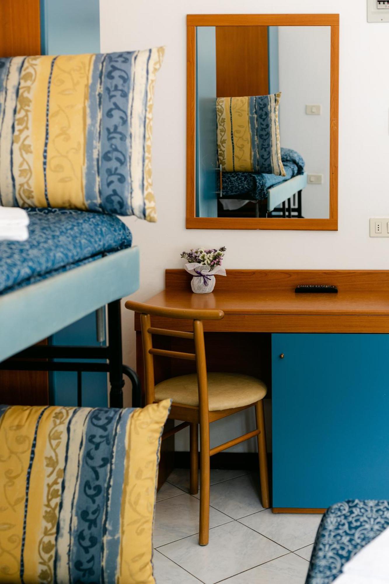 Hotel Golf Каттолика Экстерьер фото